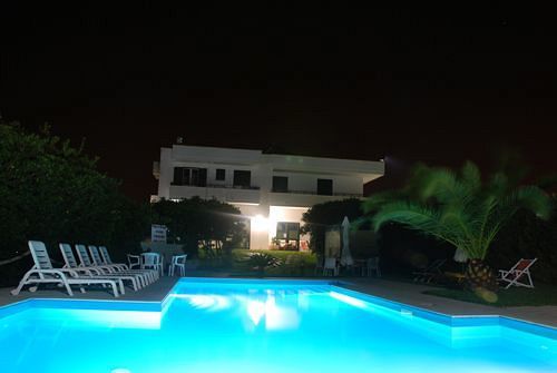 Residence Punta Cassano - In Piscina Sulla Spiaggia Di Sabbia San Foca Exteriér fotografie